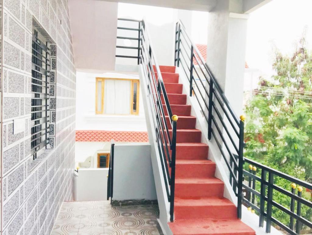 Veeru Homestay Hospet Bagian luar foto